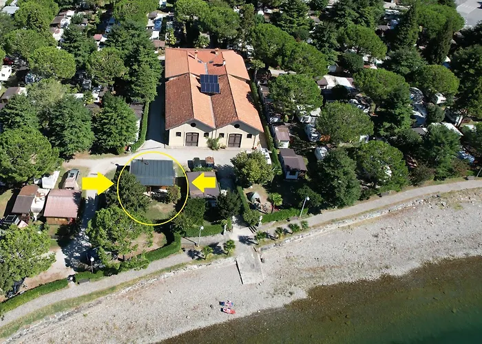 Bungalow Lake View